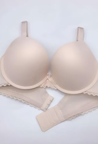 9002 - Mina Femme