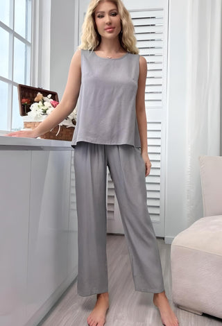 Femme 2853