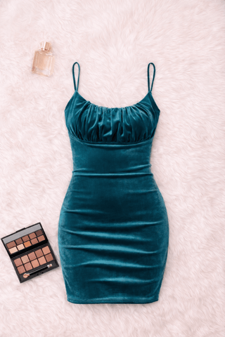 Fitted Emerald Night Out Velvet Dress - Snow 3500 | Mina Femme - Mina Femme