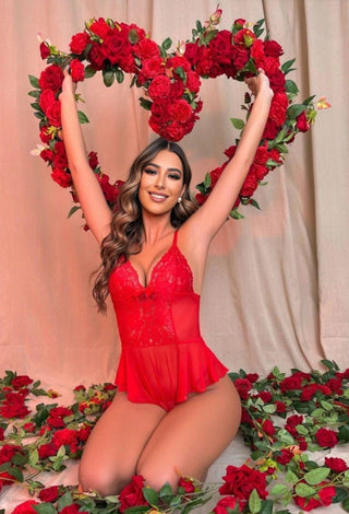 R339 Elegant lace jumpsuit - Mina Femme