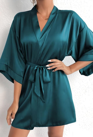 W306 Women’s satin short robe - Mina Femme